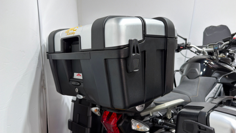 Triumph Tiger 800 (12MY)